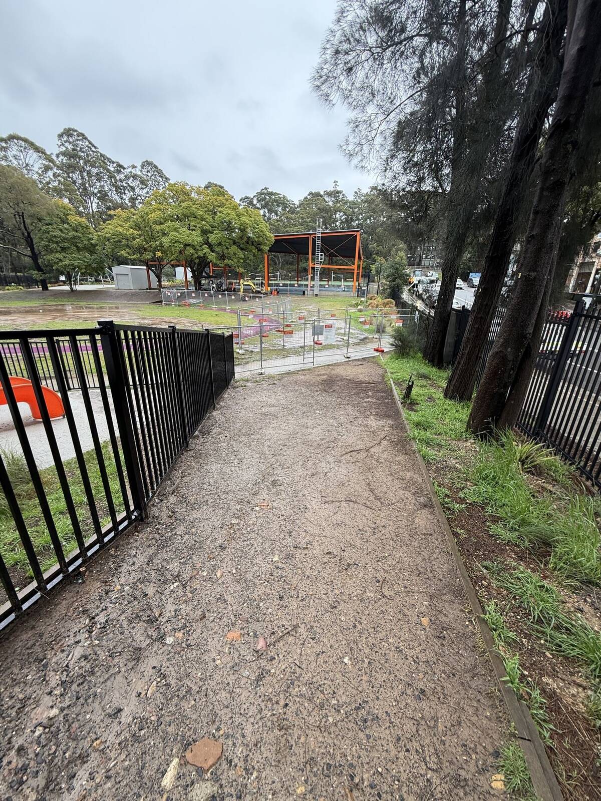 An oval that finally drains — Before